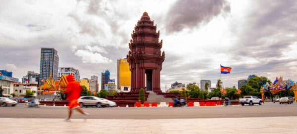 Independence Monument - Image 2