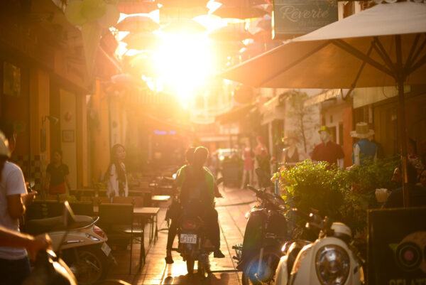 Shopping in Siem Reap - Image 2